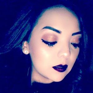 Meet your Posher, Melanie